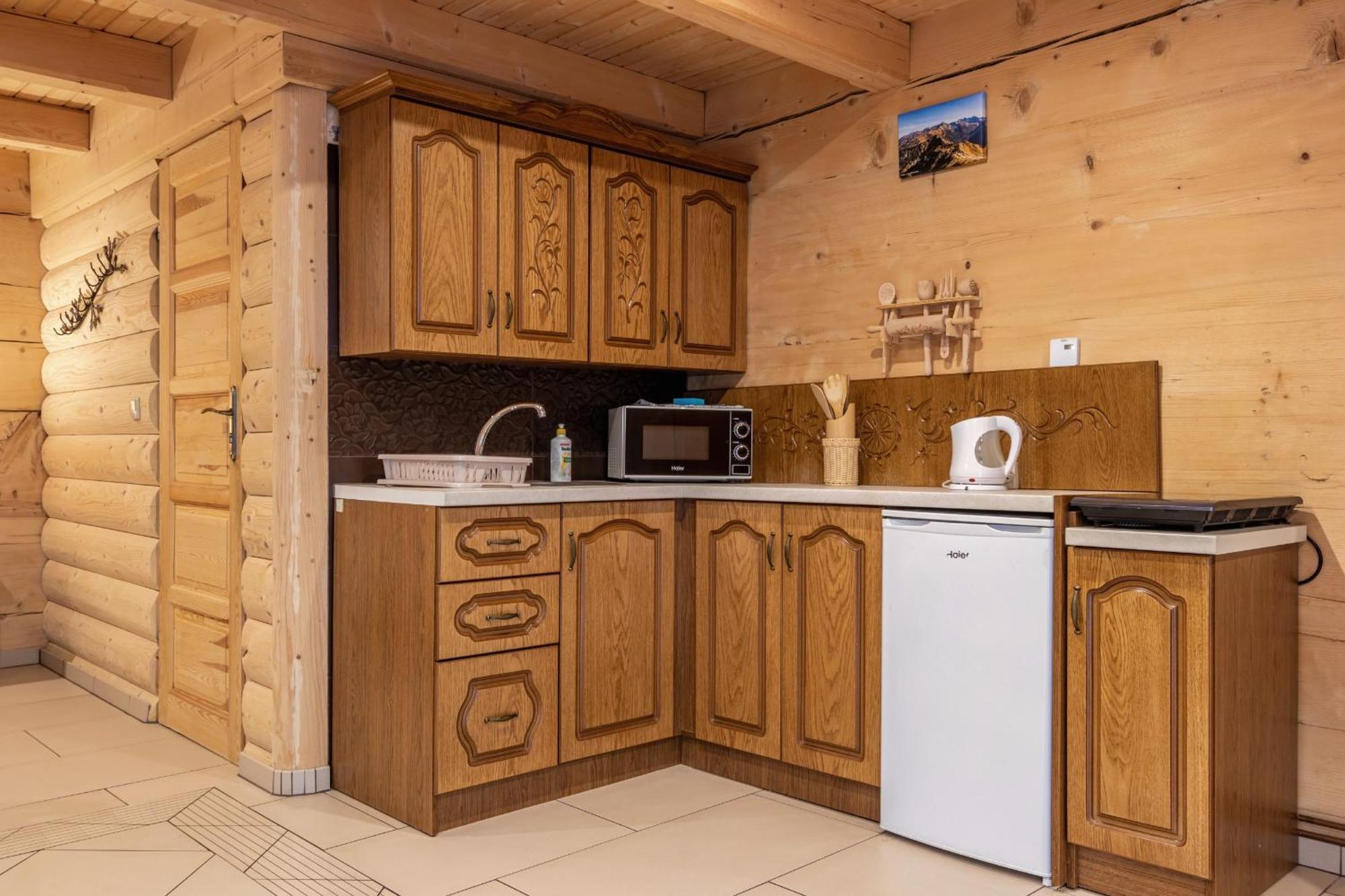 Lesny Dwor Bed & Breakfast Murzasichle Ngoại thất bức ảnh